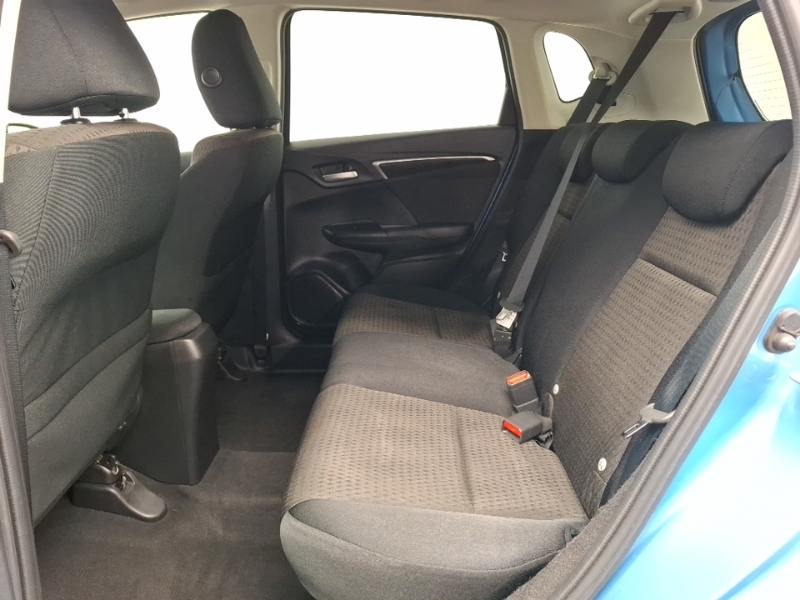 Honda Jazz 1.3 I-vtec Ex Navi Cvt PN68ZVY Blue #6
