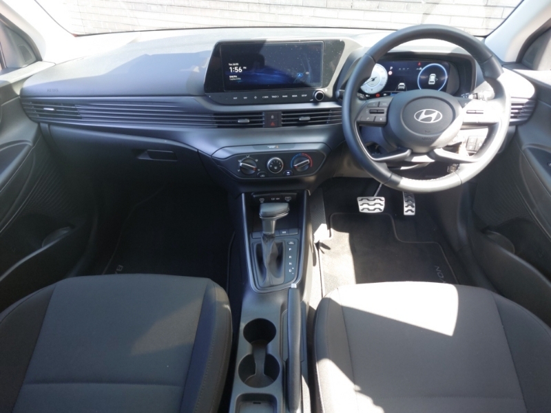 Hyundai Bayon 1.0 Tgdi Advance Dct SL25AJX Red #3