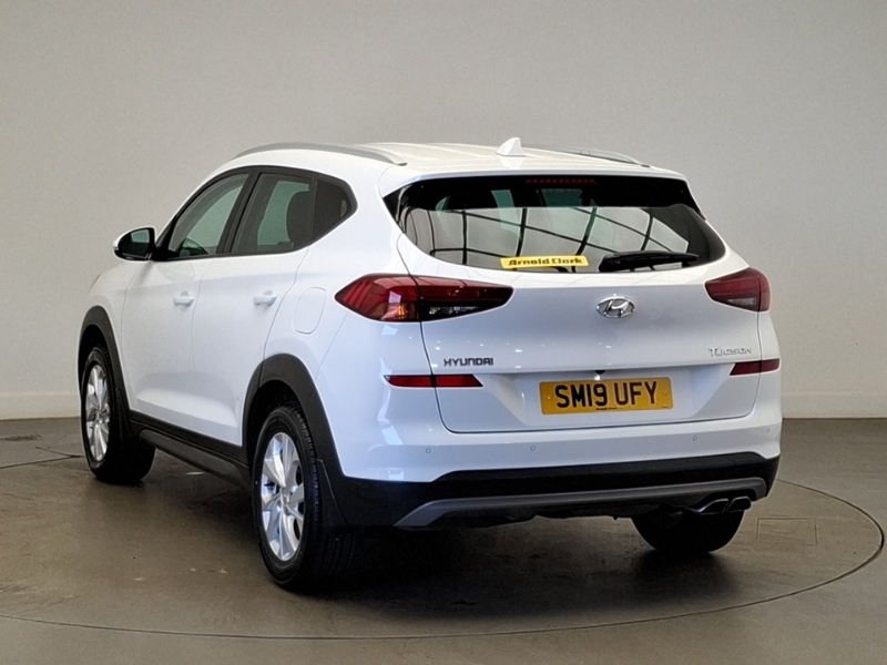 Hyundai Tucson 1.6 Crdi Se Nav 2Wd SM19UFY White #2
