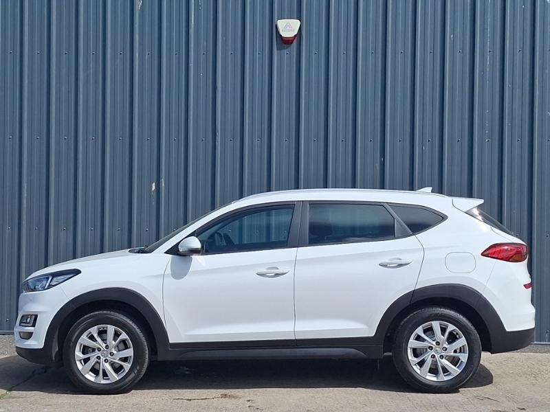 Hyundai Tucson 1.6 Gdi Se Nav 2Wd DSZ7562 White #4