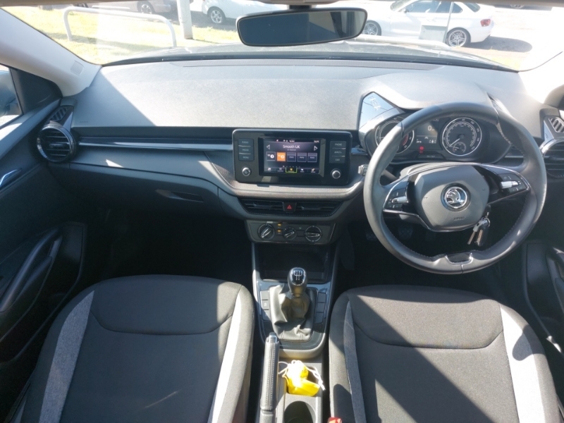 Skoda Fabia 1.0 Tsi Se Comfort Grey #3