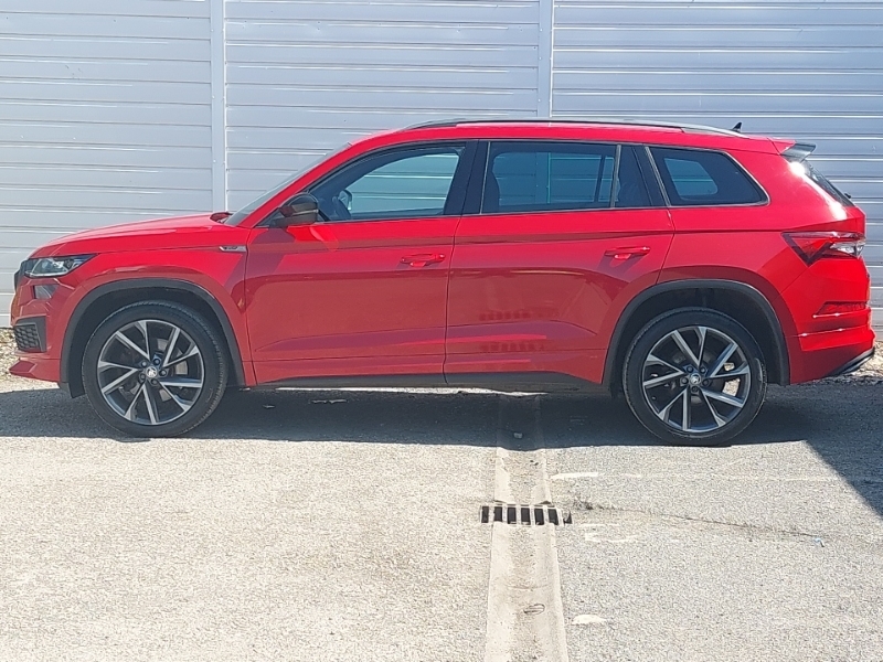 Skoda Kodiaq 2.0 Tdi 200 Sport Line 4X4 Dsg 7 Seat DE71LLR Red #4