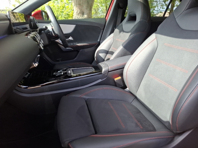 Mercedes-Benz A Class A200 Amg Line Premium Plus KS74UGL Red #5