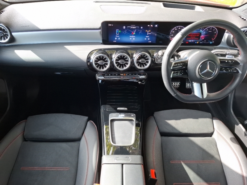 Mercedes-Benz A Class A200 Amg Line Premium Plus KS74UGL Red #3