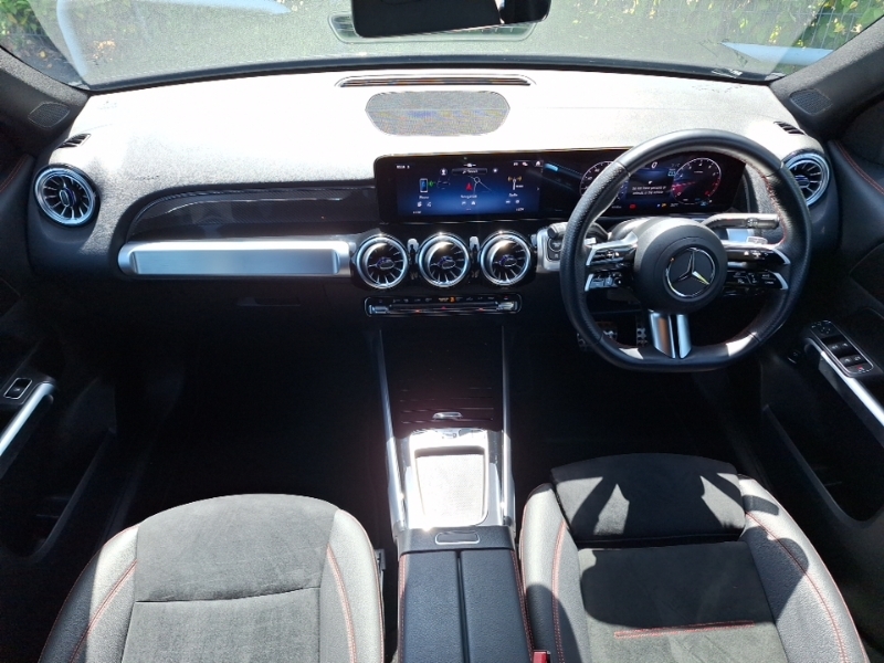 Mercedes-Benz GLB Class Glb 200 Amg Line Premium 7G-tronic Black #3