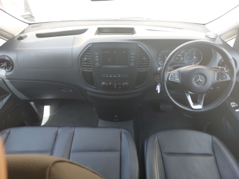 Mercedes-Benz Vito 114 Cdi Pro 9-Seater 9G-tronic KX24OXK Black #3