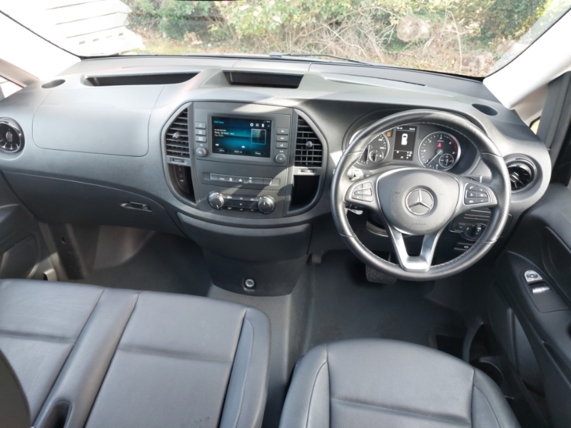 Mercedes-Benz Vito 114 Cdi Pro 9-Seater 9G-tronic KS24XBP Black #3
