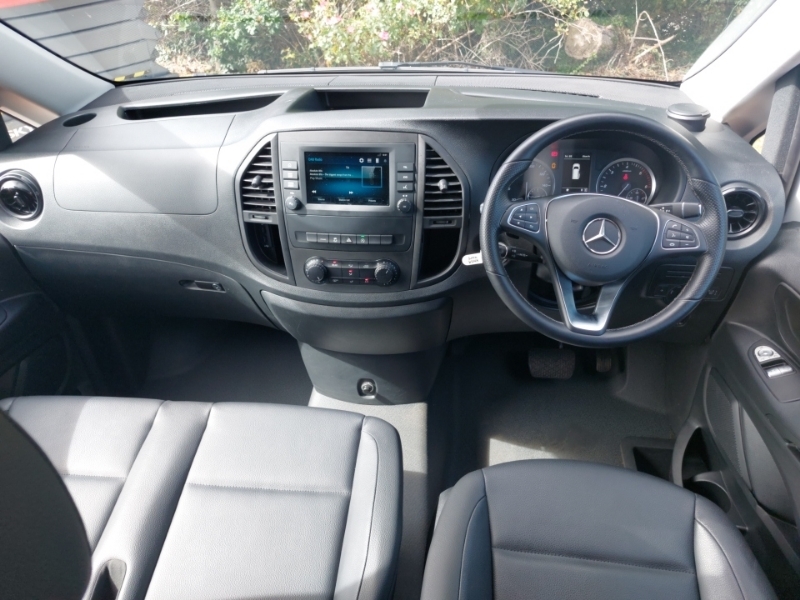 Mercedes-Benz Vito 114 Cdi Pro 9-Seater 9G-tronic KN24XWY White #3