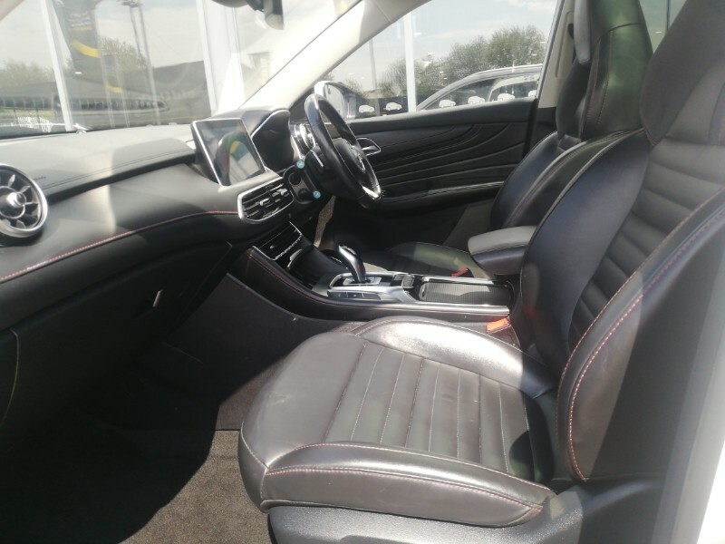 MG HS 1.5 T-gdi Exclusive Dct YA72KKP White #4