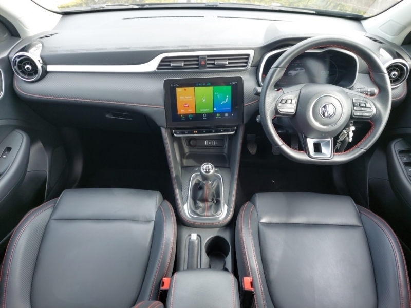 MG ZS 1.5 Vti-tech Exclusive Black #3