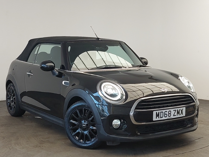 Mini Hatch 1.5 Cooper Classic II Black