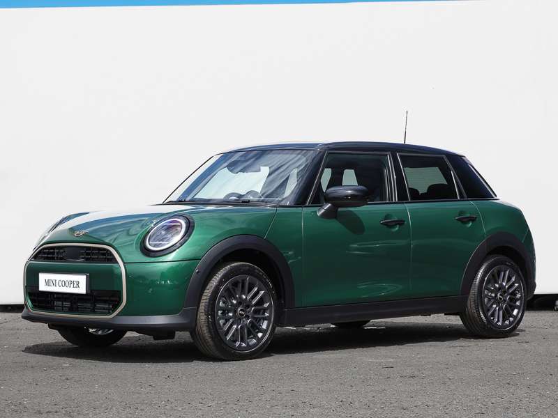 Mini Hatch 1.5 C Exclusive Level 2 Green #3
