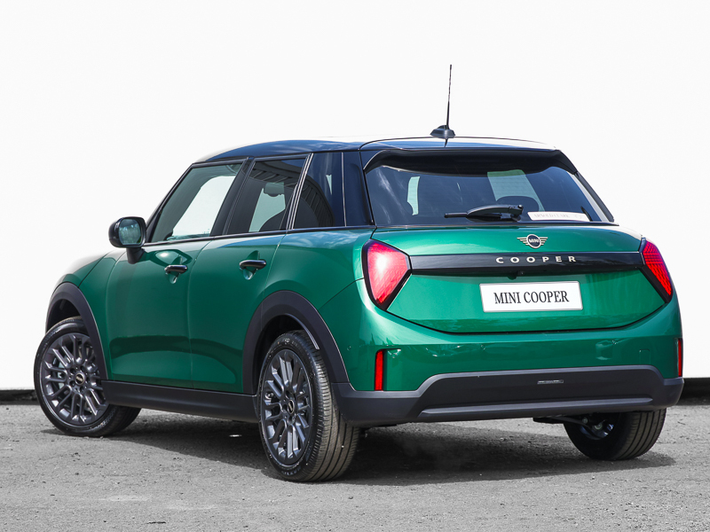 Mini Hatch 1.5 C Exclusive Level 2 Green #2