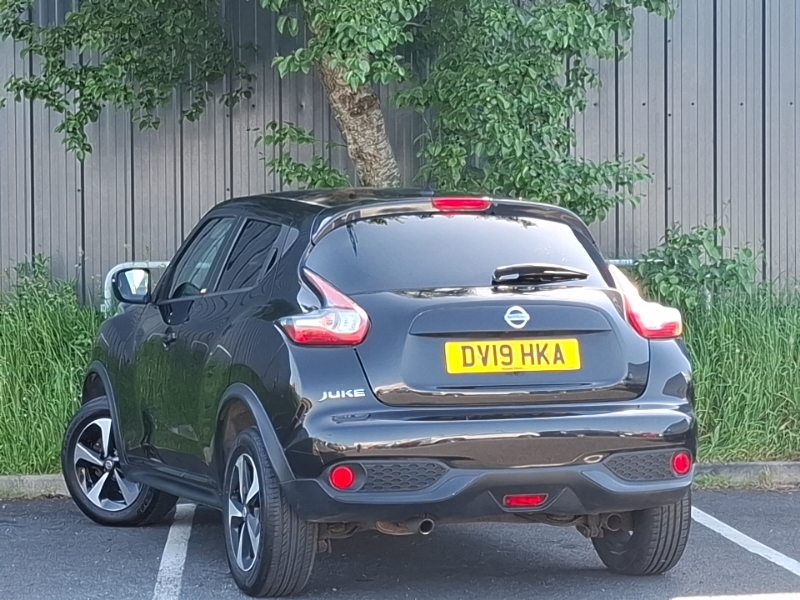 Nissan Juke 1.6 112 Bose Personal Edition DV19HKA Black #2