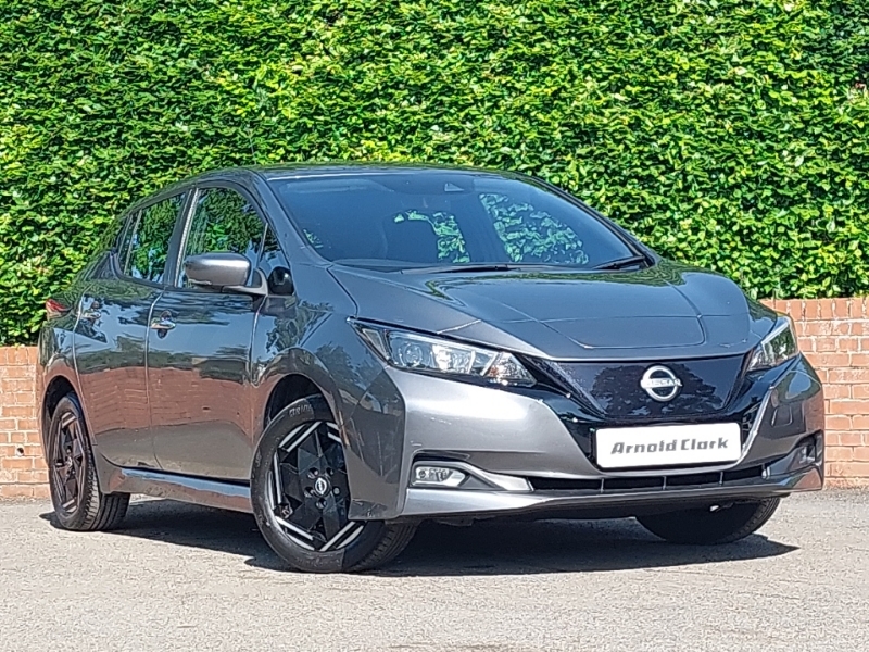 Nissan Leaf 110Kw Acenta 39Kwh Grey