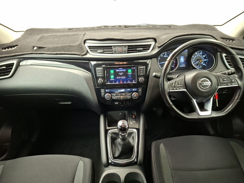 Nissan Qashqai 1.3 Dig-t Acenta Premium BN20UHP White #3