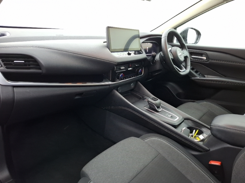Nissan Qashqai 1.3 Dig-t Mh 158 N-connecta Xtronic DP73NWK Black #5