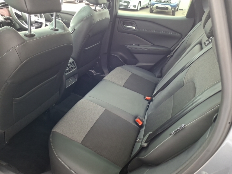Nissan Qashqai 1.3 Dig-t Mh N-connecta Glass Roof SM25XOW Grey #6