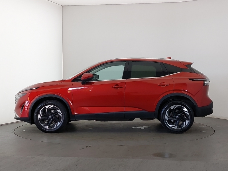 Nissan Qashqai 1.3 Dig-t Mh N-connecta Glass Roof SM25XNB Red #4