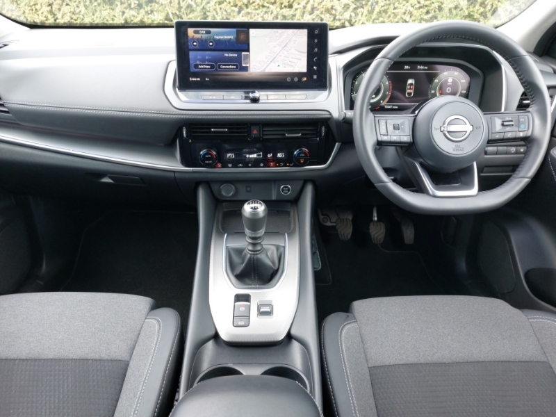 Nissan Qashqai 1.3 Dig-t Mh N-connecta Glass Roof SM25XCV Silver #3