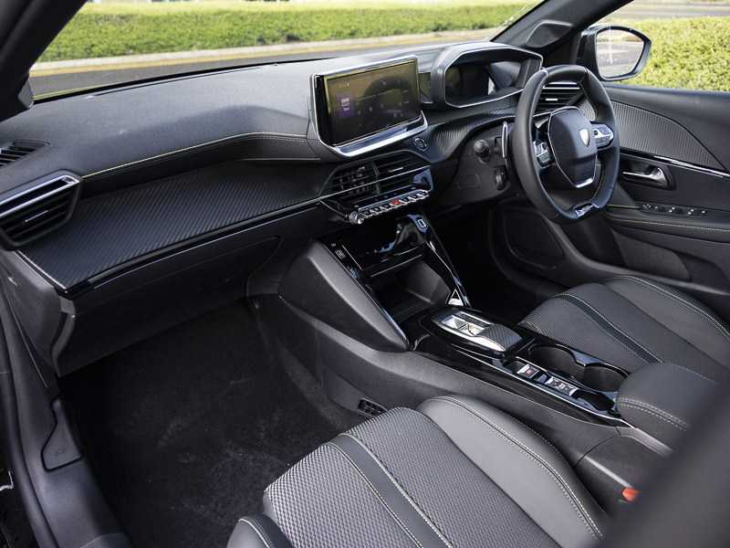 Peugeot 208 1.2 Hybrid 110 Gt E-dsc6 SH26LPK Black #5