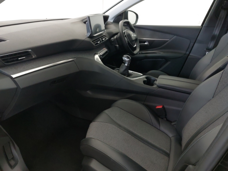 Peugeot 3008 1.5 Bluehdi Allure Premium YD71UYS Black #5