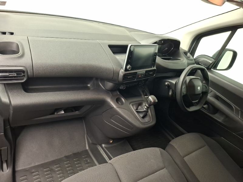 Peugeot Partner 1000 1.5 Bluehdi 100 Professional Premium Van YC23UZJ White #3