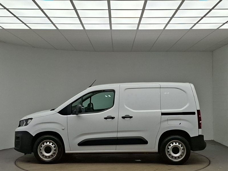 Peugeot Partner 1000 1.5 Bluehdi 100 Professional Premium Van YC23UZJ White #4