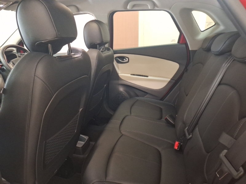 Renault Captur 1.3 Tce 130 Gt Line Red #6