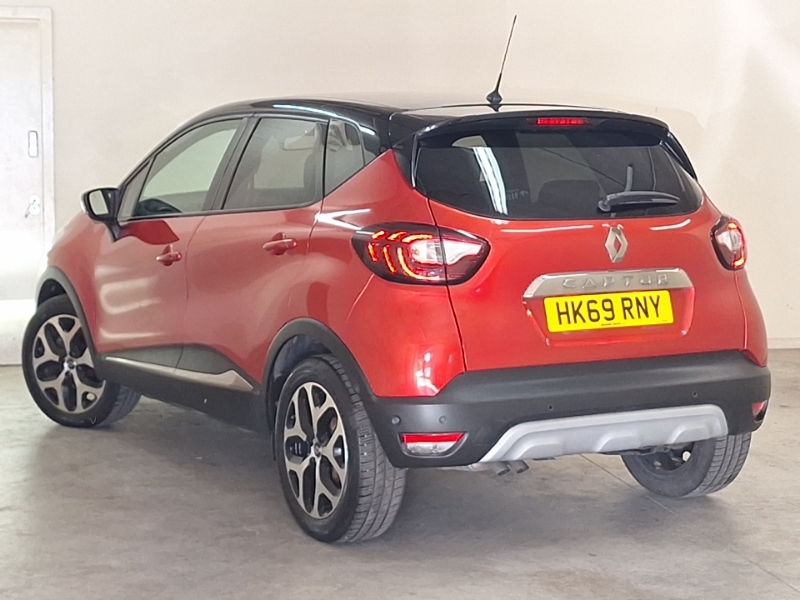 Renault Captur 1.3 Tce 130 Gt Line Red #2