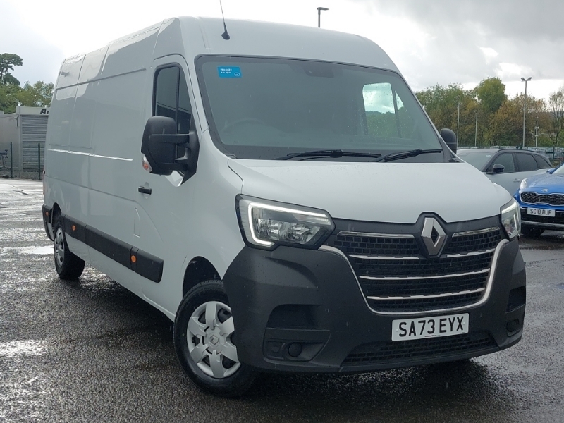 Renault Master Lm35 Blue Dci 150 Advance Medium Roof Van White