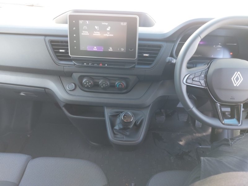 Renault Trafic Sl30 Blue Dci 130 Advance Safety Van White #3