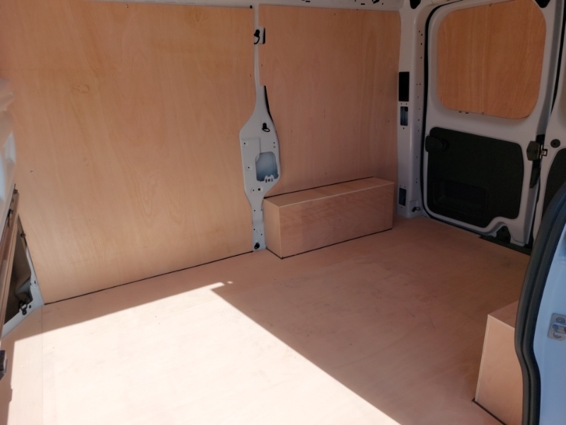 Renault Trafic Sl30 Blue Dci 130 Advance Safety Van White #6