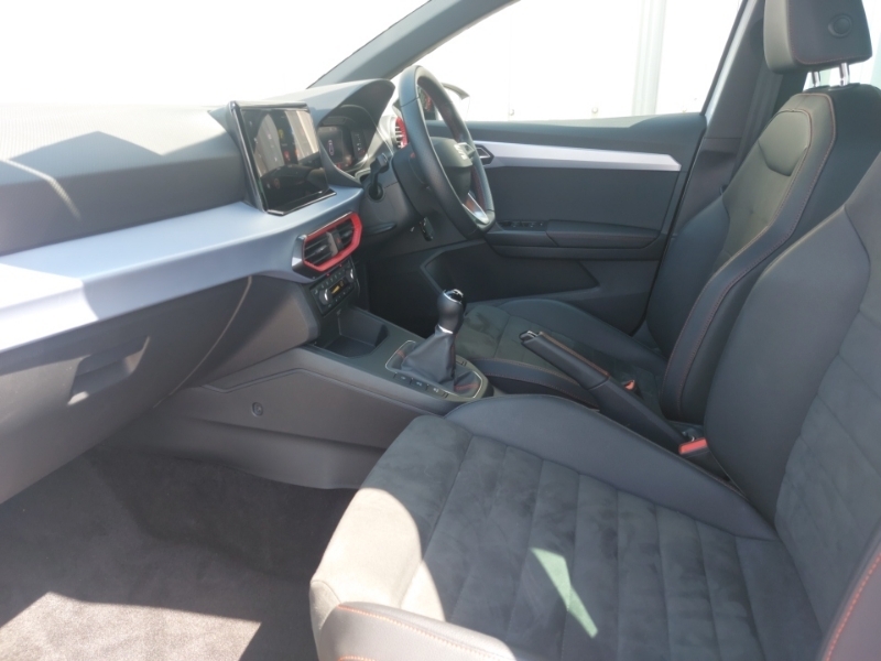 Seat Ibiza 1.0 Tsi 95 Fr Sport BF24WXX White #5