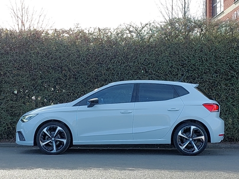 Seat Ibiza 1.0 Tsi 95 Fr Sport DF73NVH White #4