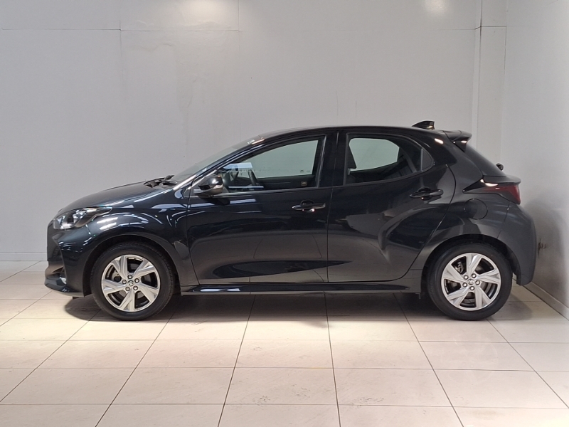 Toyota Yaris 1.5 Hybrid Icon Cvt CYZ8223 Black #4