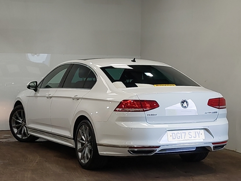 Volkswagen Passat 2.0 Tdi Scr 190 R-line Dsg Panoramic Roof White #2