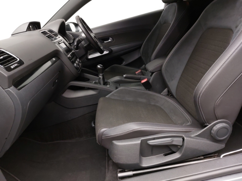 Volkswagen Scirocco 1.4 Tsi Bluemotion Tech Gt KR66OEA Grey #5