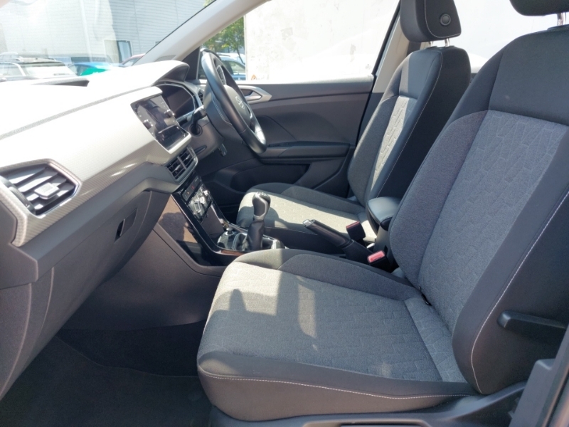 Volkswagen T-Cross 1.0 Tsi Move NG73YWJ Black #6