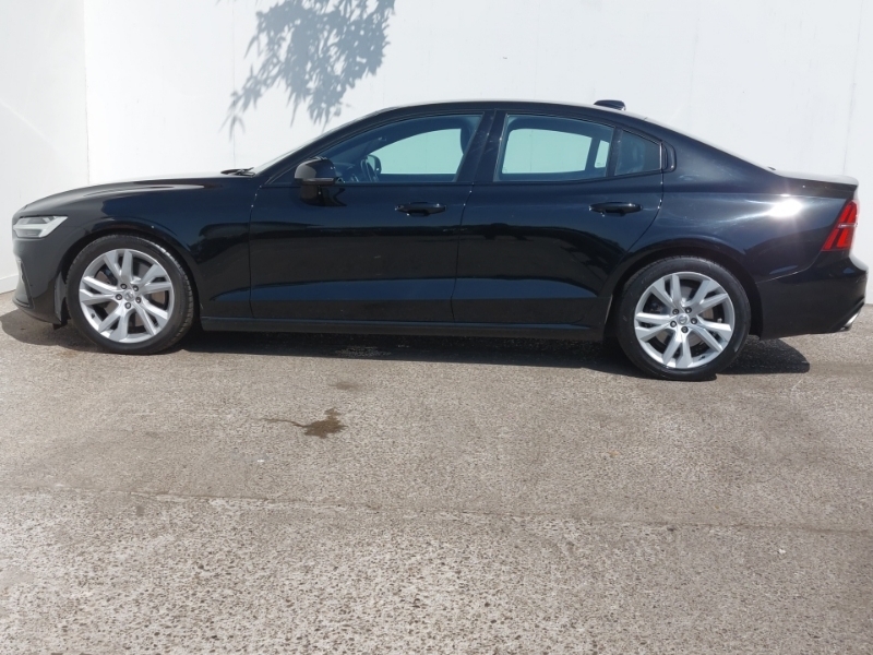 Volvo S60 2.0 T5 R Design Plus Black #4