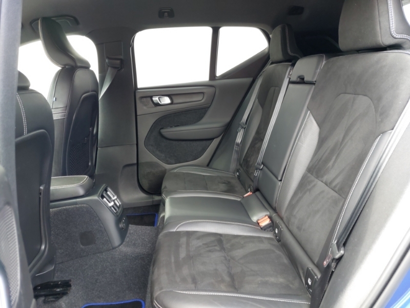 Volvo XC40 1.5 T5 Recharge Phev R Design Pro YP70FME Blue #6