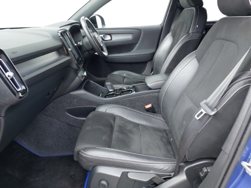 Volvo XC40 1.5 T5 Recharge Phev R Design Pro YP70FME Blue #5