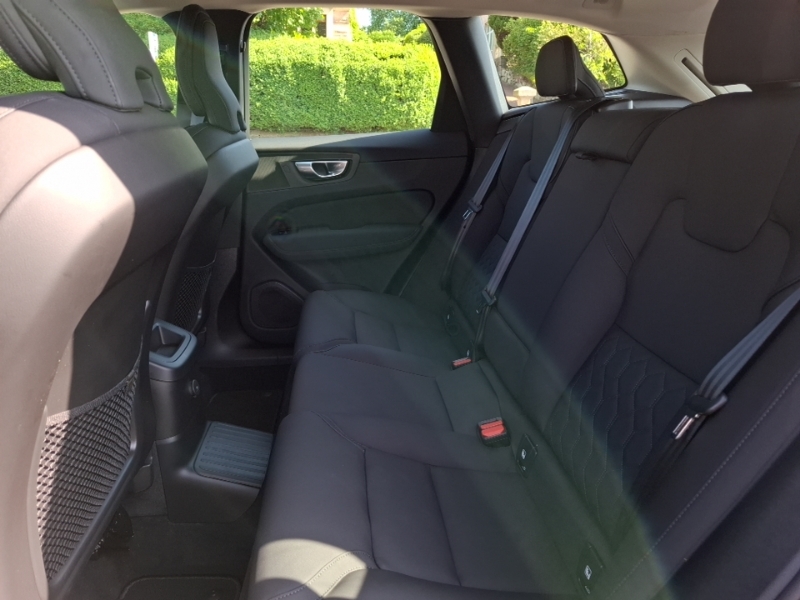 Volvo XC60 2.0 T6 350 Phev Plus Dark Awd Geartronic SK75YFP Black #6