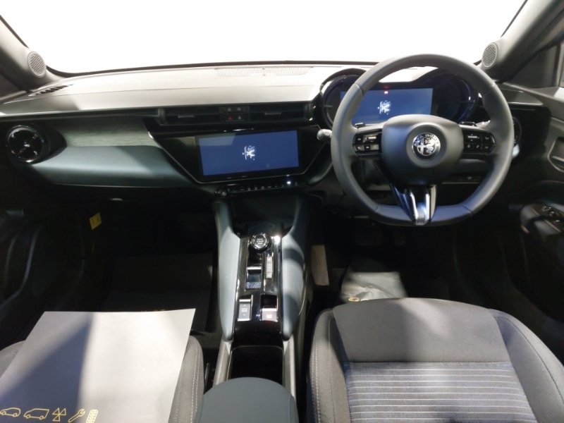 Alfa Romeo Junior 1.2 Turbo Ibrida ST75MDY Grey #3