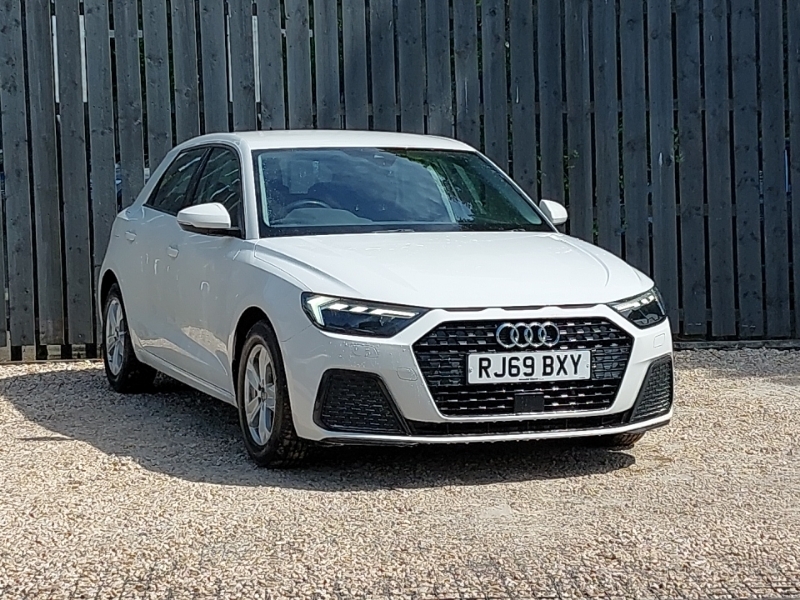Audi A1 25 Tfsi Technik White