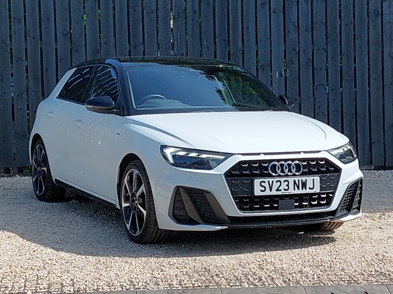 Audi A1 25 Tfsi Black Edition White