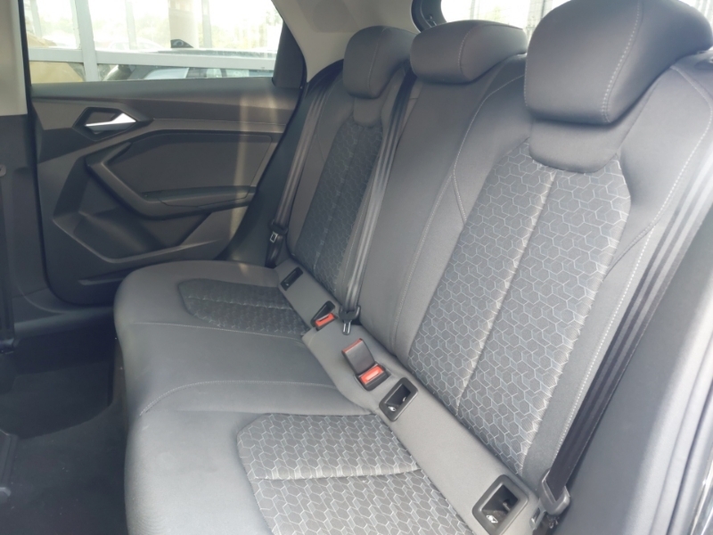 Audi A1 25 Tfsi Sport S Tronic EX23DFC Black #6