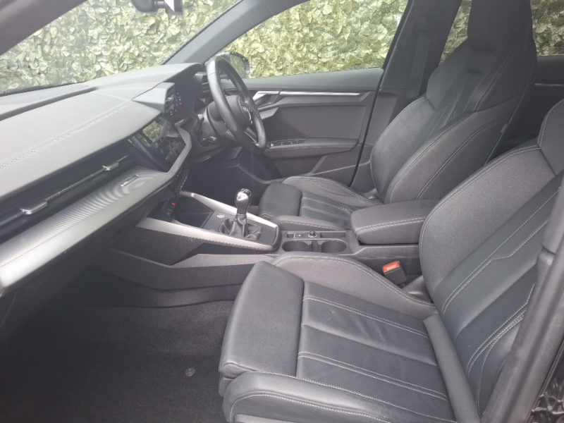 Audi A3 30 Tfsi S Line DA72BCF Black #5