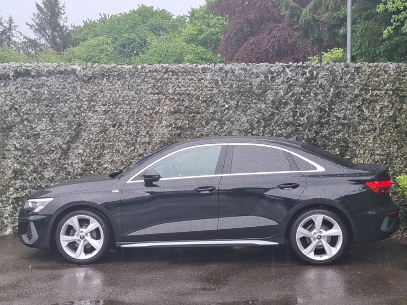 Audi A3 30 Tfsi S Line DA72BCF Black #4