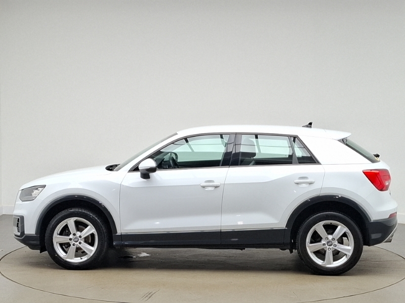 Audi Q2 35 Tfsi Sport MJ69KKE White #4